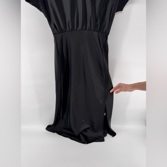 Renee C Women's Cowl Neck Fit & Flare Midi Dress 3/4 Sleeve Black Size Medium - Picture 3 of 7